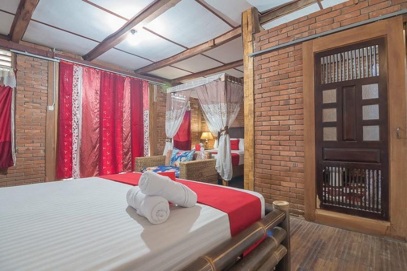 Salakan Reddoorz Near Rumah Sakit Wirosaban מראה חיצוני תמונה